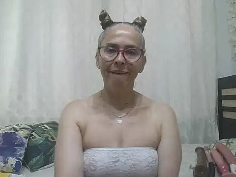 ZAMY1 online show from April 18, 10:09 pm