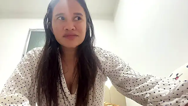 KarlySchnobrich online show from January 16, 10:17 pm