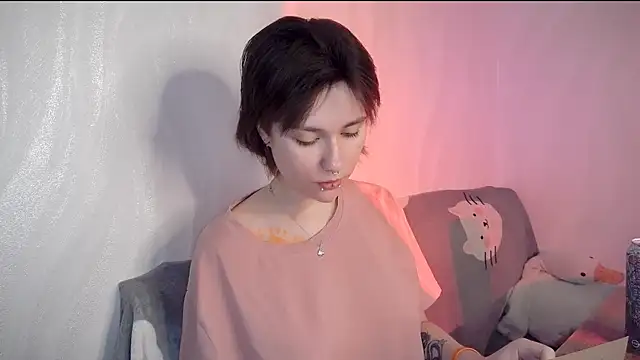 UwuJudy Osas online show from April 2, 11:19 am