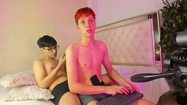 IamJuanJoc online show from February 14, 7:43 am