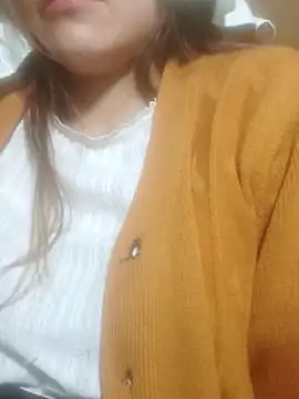 jjennyyy online show from May 10, 9:00 am