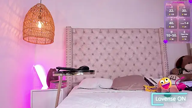 Bella Kataleya online show from January 15, 8:04 pm