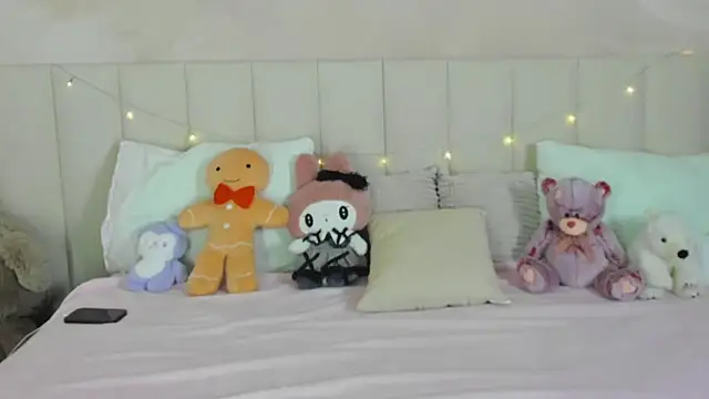 AdeleSilvy online show from June 5, 1:53 am