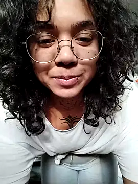 therealsun8 online show from February 2, 7:40 am