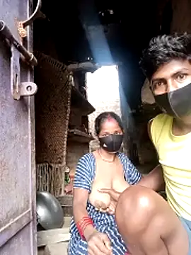 Shivanisingh4 online show from March 27, 9:21 am