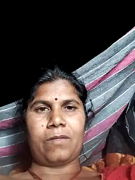 Hot di97 online show from May 26, 10:53 pm