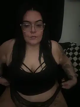 Miss CurvesXXX online show from February 16, 6:19 pm