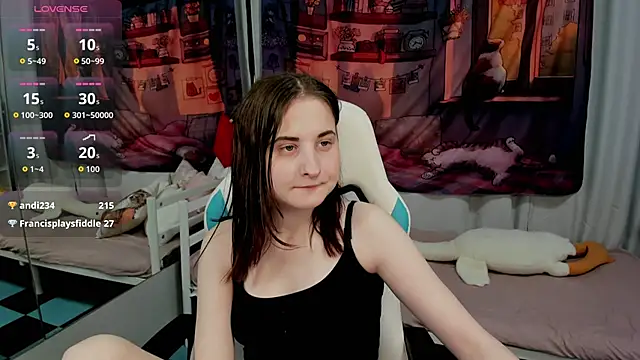 KiraDuvall online show from April 3, 4:05 pm