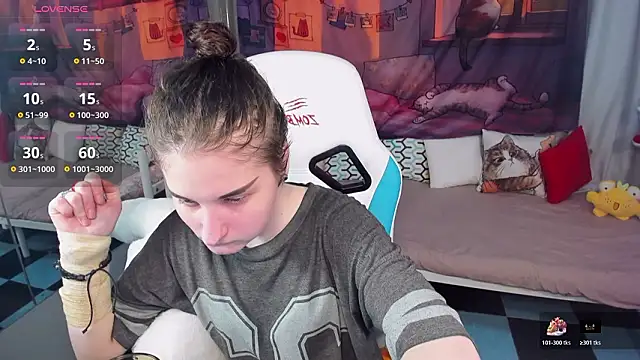 KiraDuvall online show from February 15, 4:39 pm