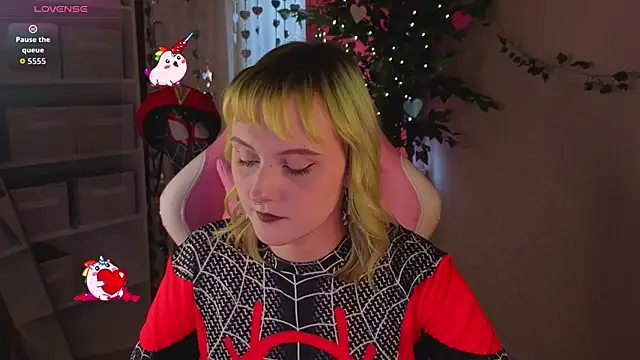 Roziett Belle online show from March 7, 10:22 am