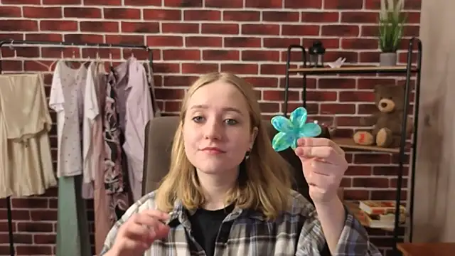 DonnaCole online show from May 18, 10:43 am