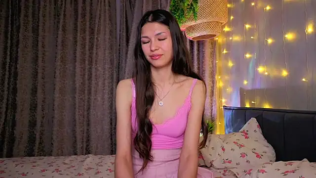 NeliaBermea online show from April 16, 9:39 pm