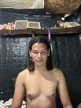 HugeAgatha online show from February 13, 2:08 pm