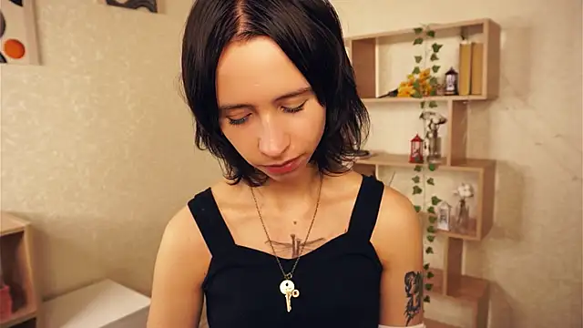 TereseBeebe online show from January 16, 9:55 pm