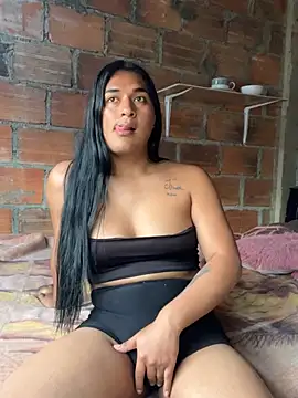  sweetdanny  online show from April 8, 5:15 pm