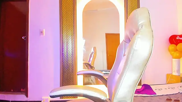 Kayle Nico online show from February 16, 7:52 am