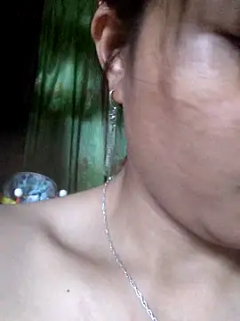 miumiu sexy2x online show from March 2, 9:27 am