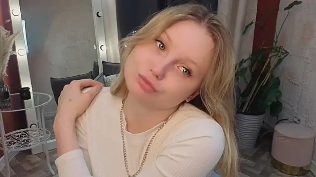 Sweet M1la online show from March 1, 11:43 am