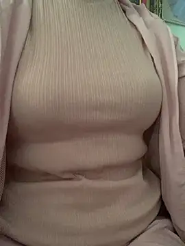 emgaisayhi online show from February 25, 6:45 am