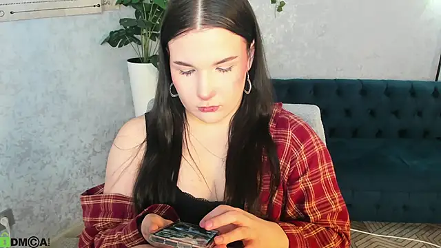 Mira Silk online show from March 2, 10:00 am