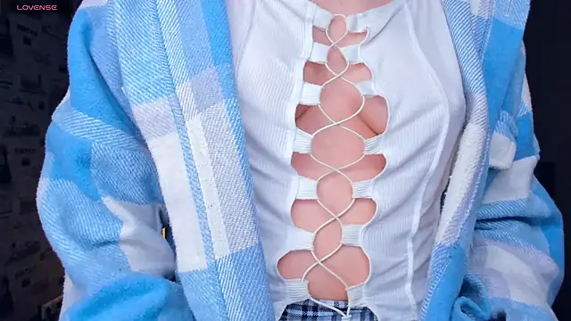 OwlLynn online show from February 2, 8:57 am