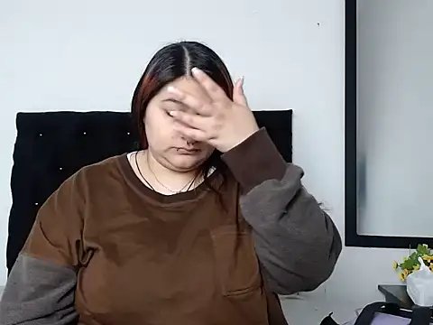 LauraHorny69 online show from February 28, 12:59 pm