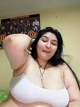 LauraHorny69 online show from April 16, 9:39 pm