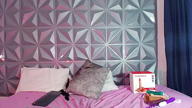 Emmy lander1 online show from March 18, 9:20 pm