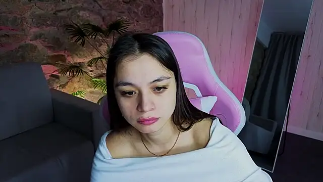 Kim Bless online show from February 5, 1:08 am