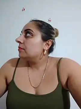 AntoAntonianna online show from February 10, 5:38 pm