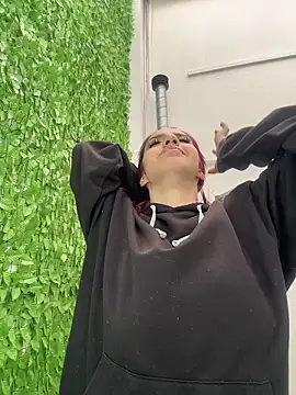 elodie rouge online show from March 29, 12:26 pm