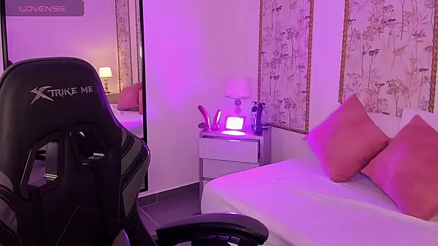 rubby grundy online show from April 6, 2:33 am