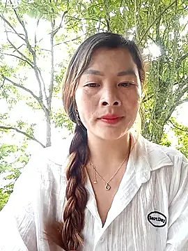 Bling sexy online show from April 4, 12:31 am