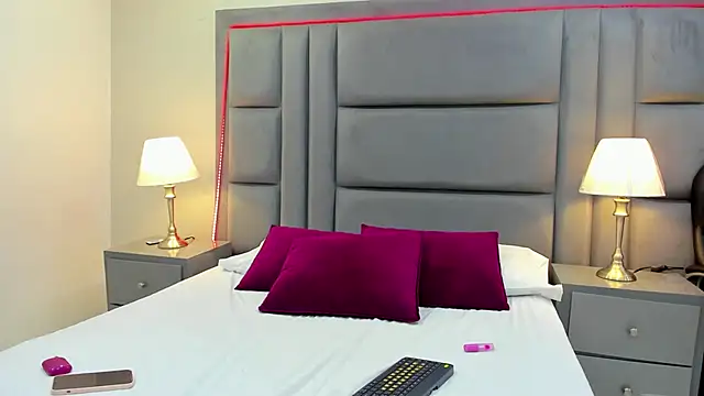 KendalFoxx online show from April 10, 12:22 pm