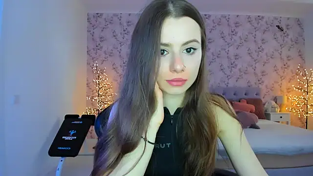 Hot Molly5 online show from April 7, 9:22 am