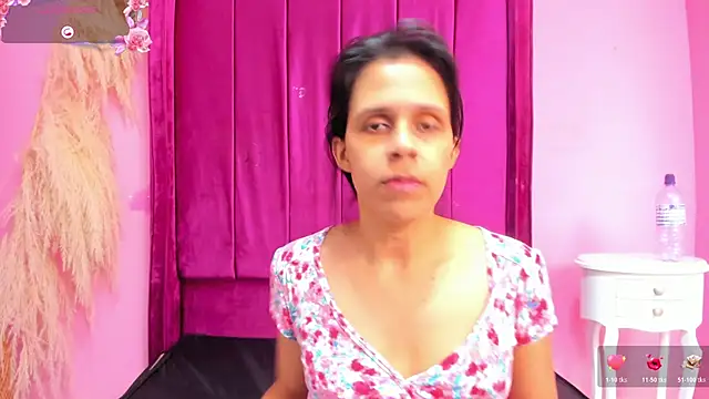 mitzukywinteer online show from April 11, 8:45 pm