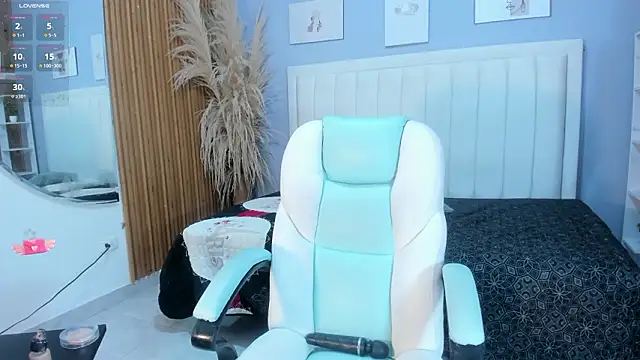 helen jonesx online show from March 2, 6:36 pm