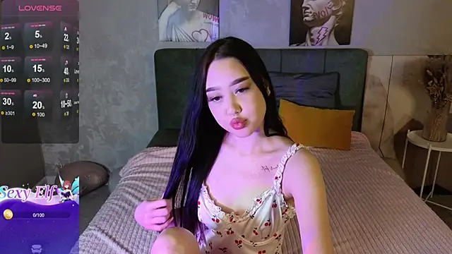 NaomiKim  online show from March 3, 4:51 am