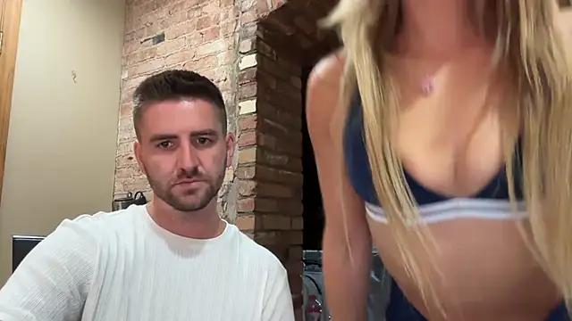 ThePrincessPeach online show from August 1, 11:18 pm