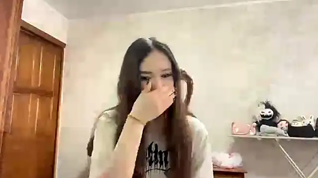 CrunchBerries online show from January 17, 9:39 am