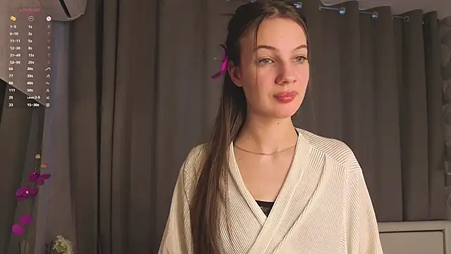 ShaeHeeter online show from February 5, 4:37 am