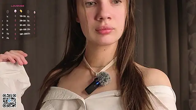 ShaeHeeter online show from March 2, 4:23 am