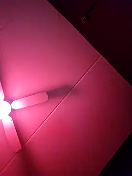 dewimp1 online show from February 15, 9:47 pm