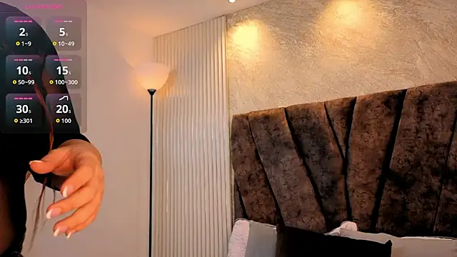 zoe hugeboobs online show from February 12, 12:07 pm