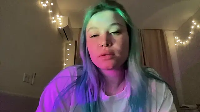 Lulu Di online show from April 19, 9:06 pm