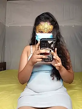 Fiona Girl online show from July 31, 1:34 pm