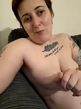 Tiara XOX online show from February 24, 5:50 am