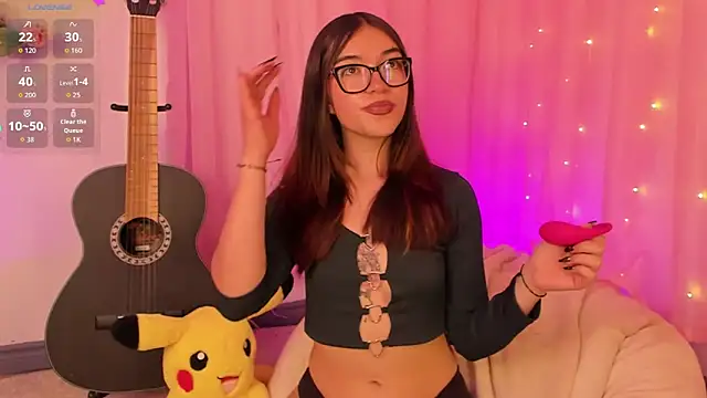 MaJo Prettty online show from June 10, 5:55 pm