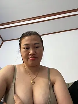 Puka2001 online show from February 26, 5:17 am