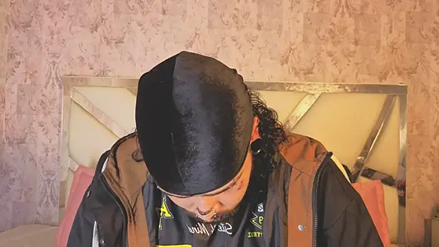 Benny and Mark online show from April 15, 2:56 am